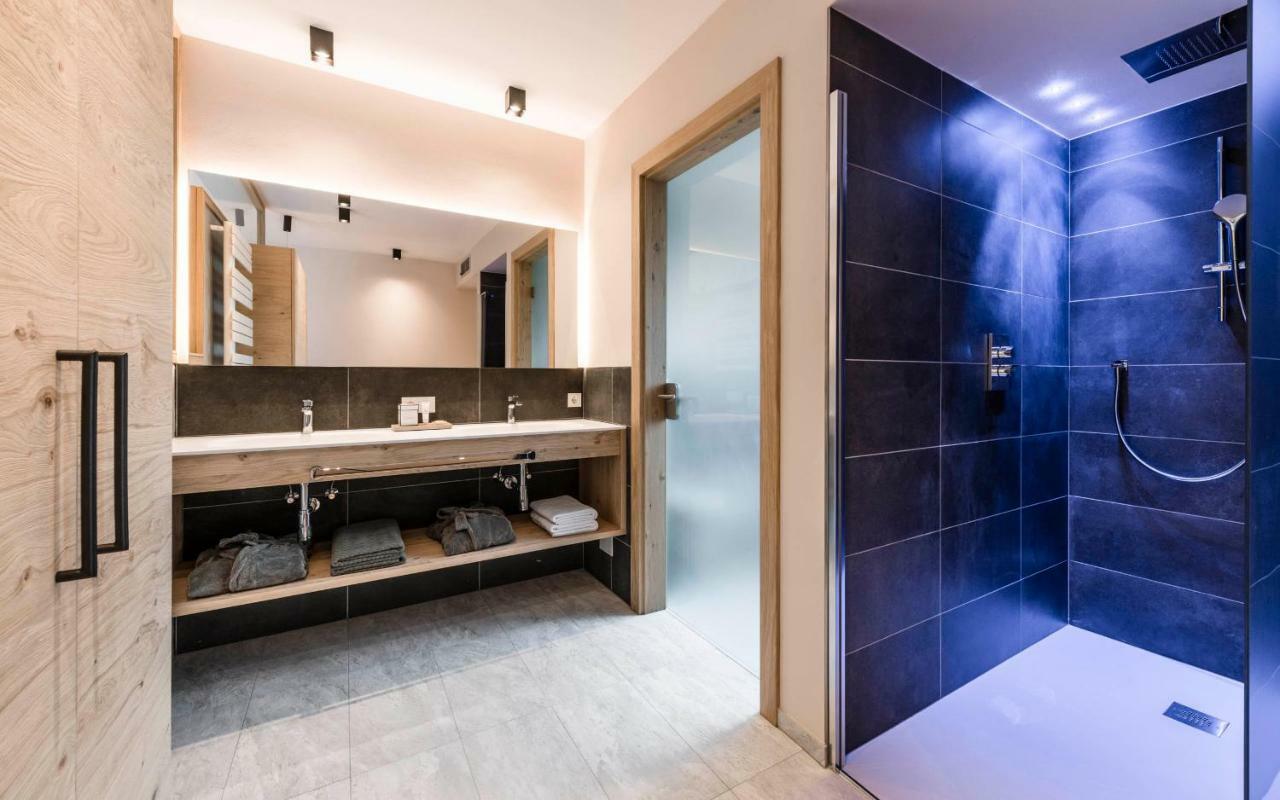 Vahrn Hotel Clara מראה חיצוני תמונה